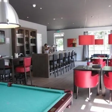 Holiday home Modern Eingerichteter Bungalow Oostrum (Limburg)